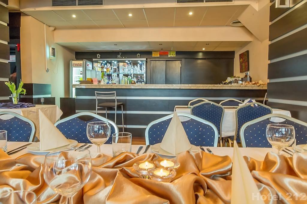 Hotel 212 Varsó Kültér fotó