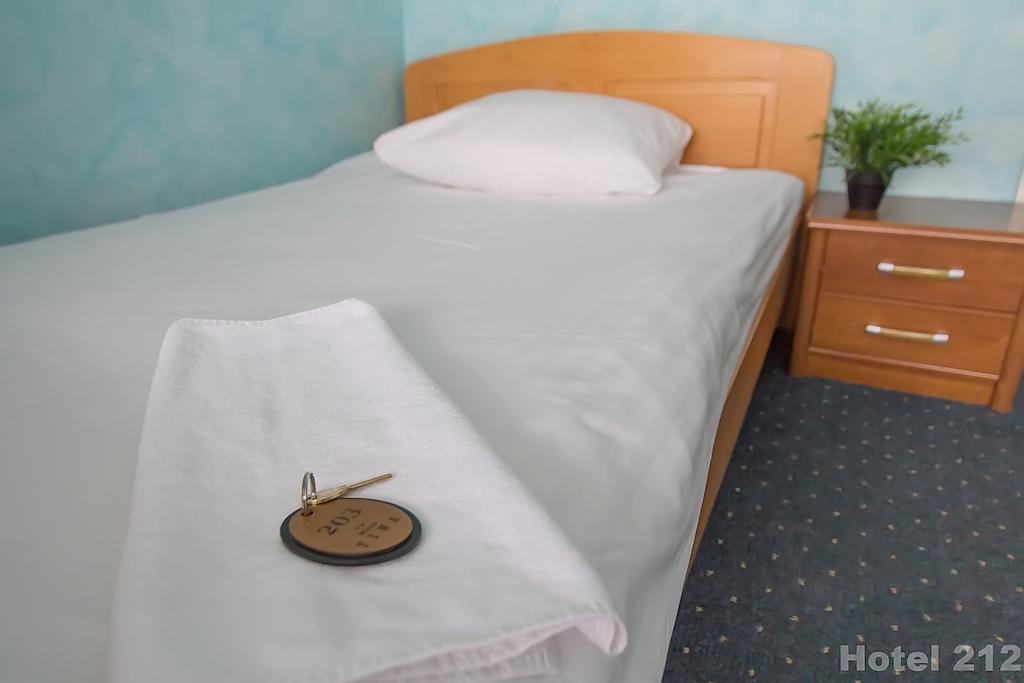 Hotel 212 Varsó Szoba fotó